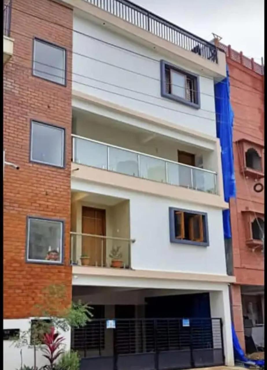 Ashraya Hostel บังกาลอร์ ภายนอก รูปภาพ